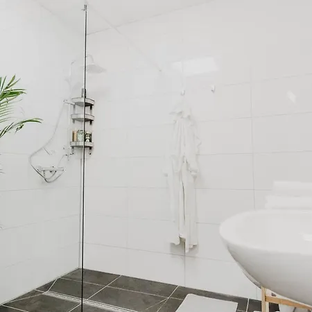 Sleek Minutes Away From Deutsches Eck Apartment Koblenz (Rhineland-Palatinate)