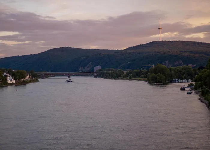 Daire Sleek Minutes Away From Deutsches Eck Koblenz (Rhineland-Palatinate)