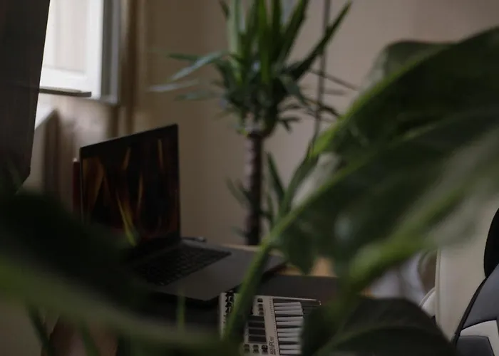 Sleek Minutes Away From Deutsches Eck * Coblença