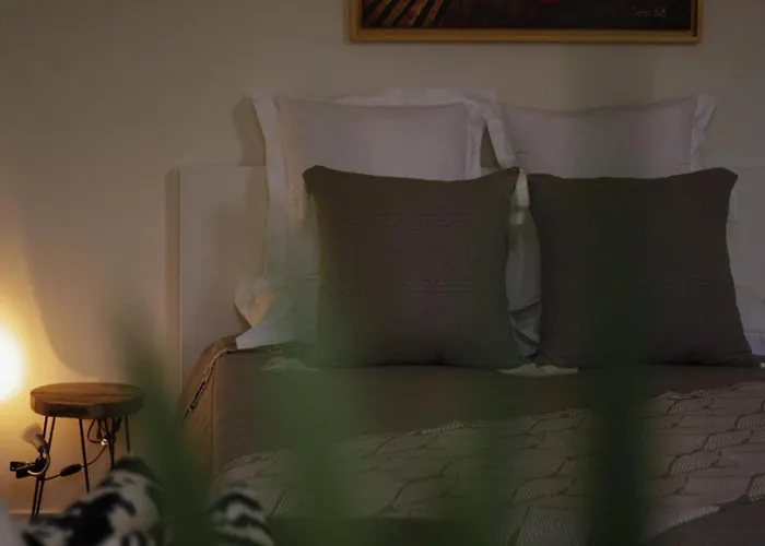 Apartamento Sleek Minutes Away From Deutsches Eck